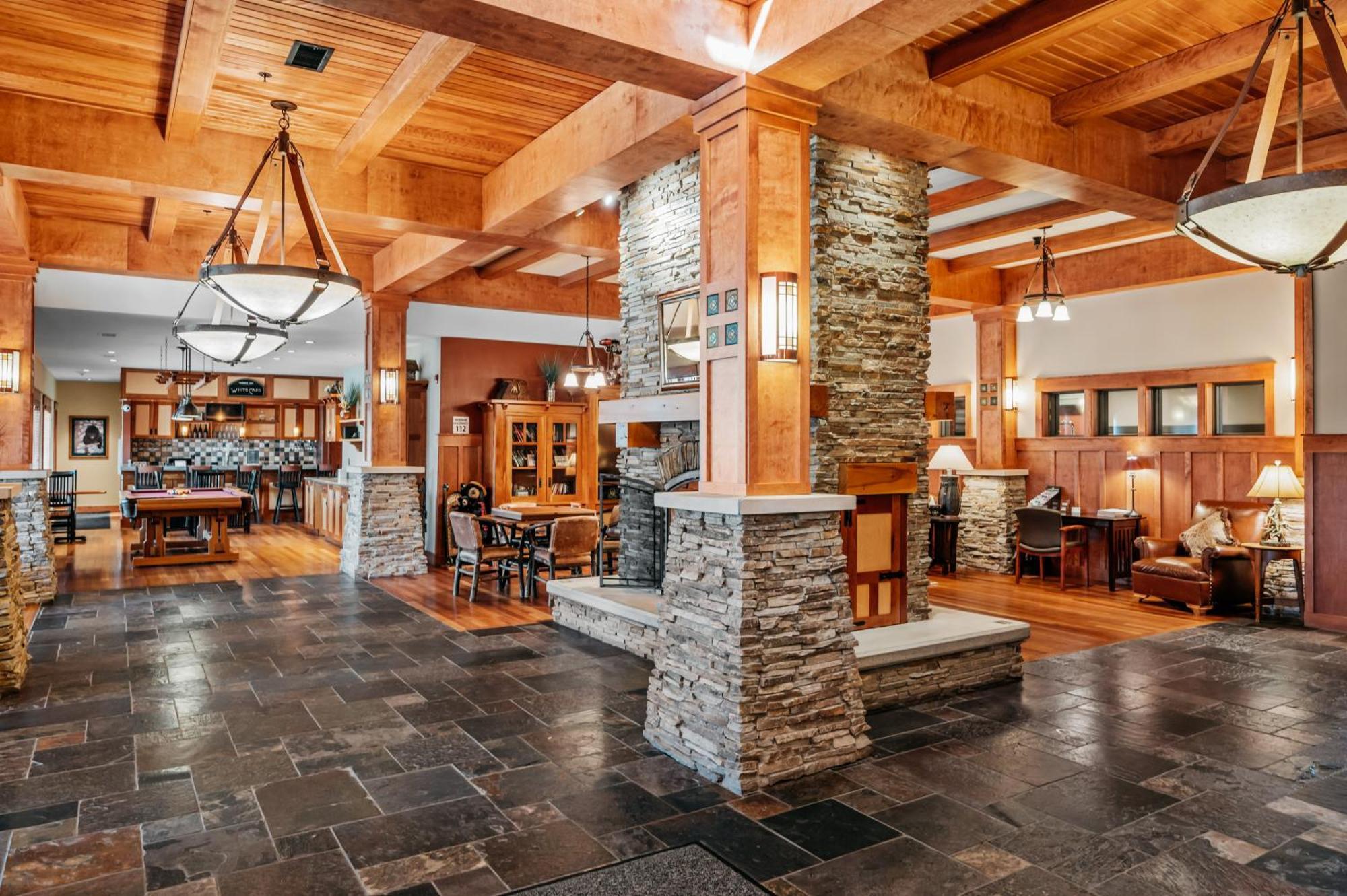 Tamarack Lodge مدينة ترافيرز المظهر الخارجي الصورة